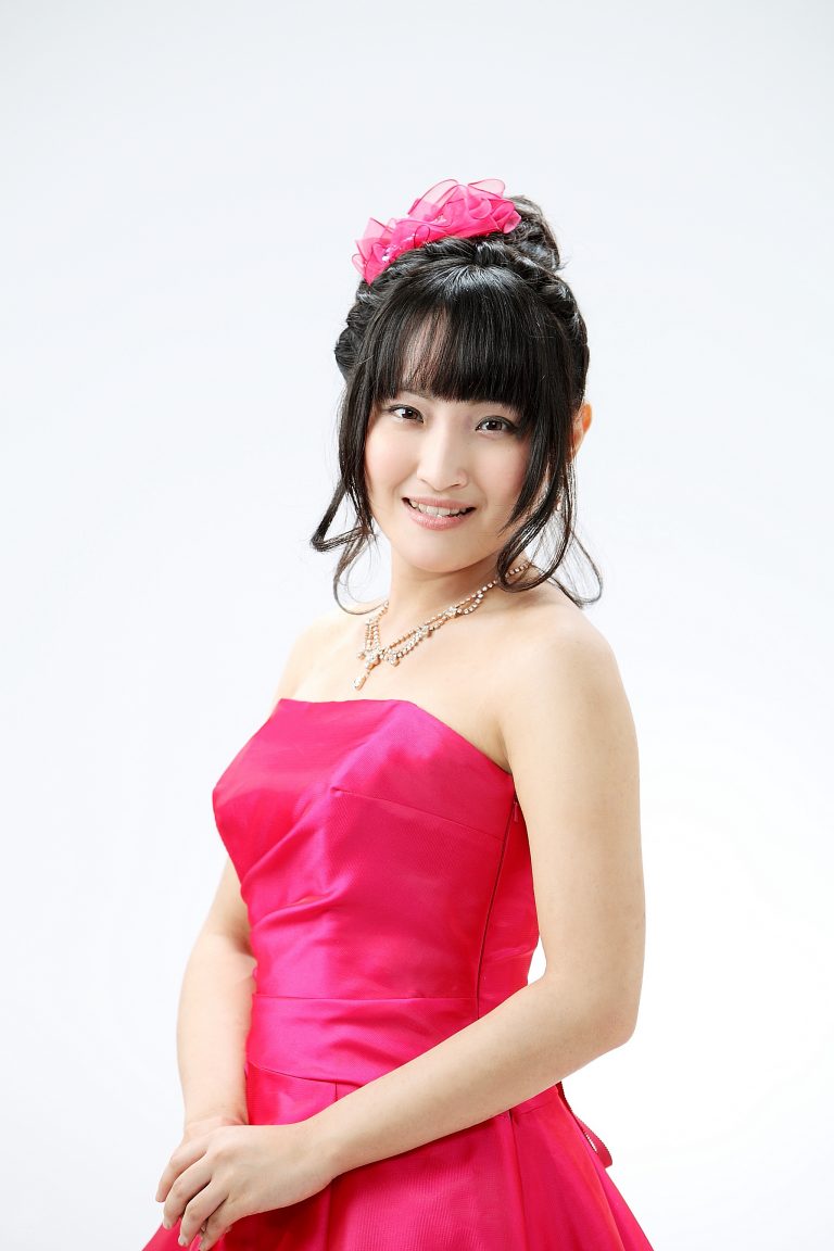 48360004-e1554967034461-768×1152